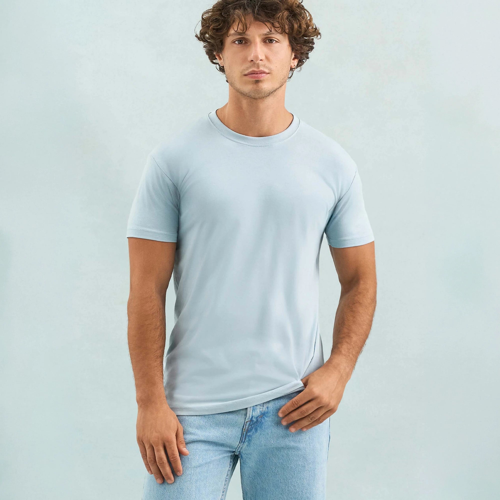 t-shirt standard personnalisé pour entreprise avec logo