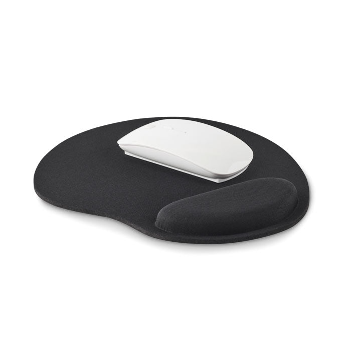 Ergonomic mouse pad